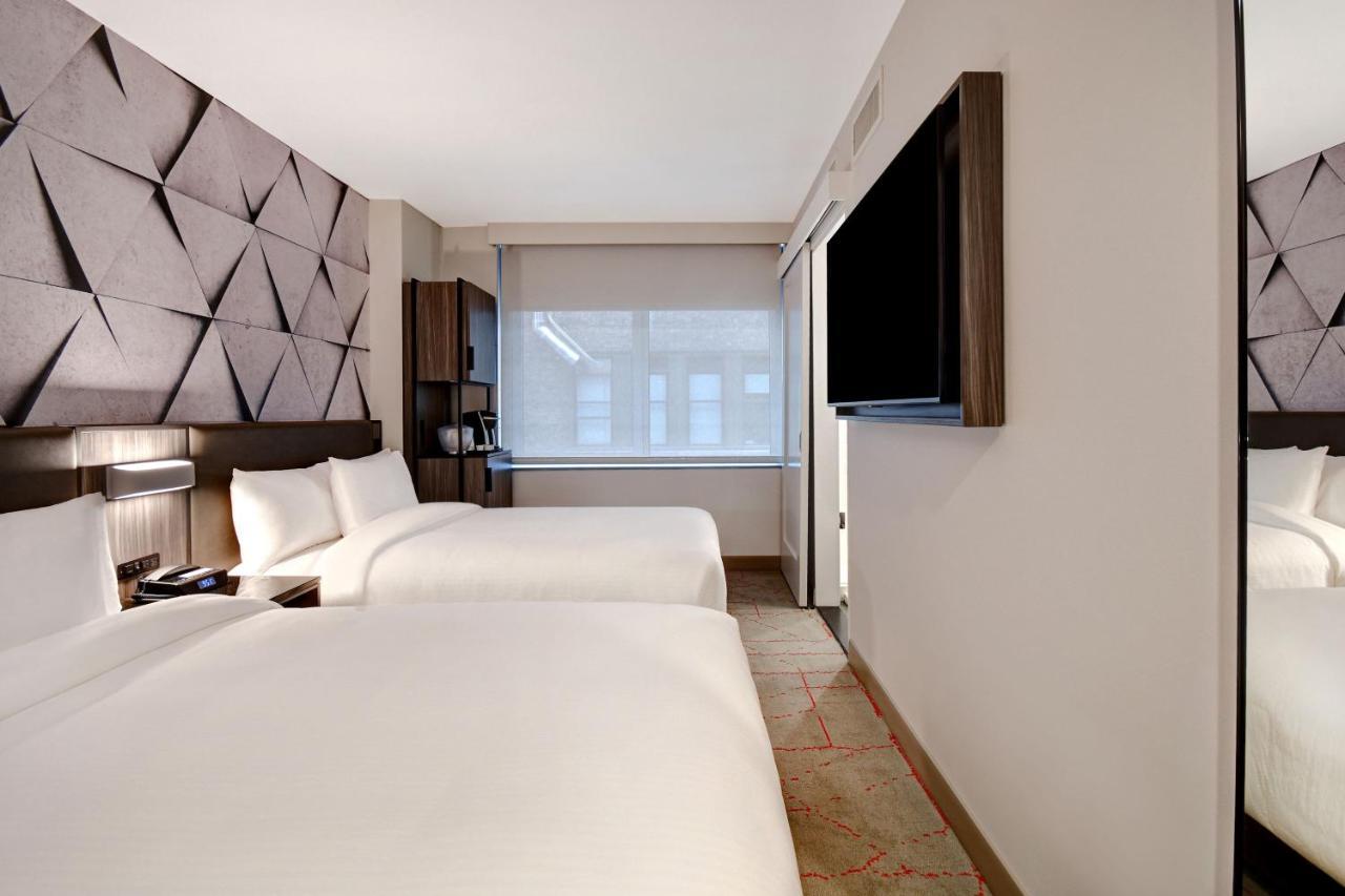 Springhill Suites By Marriott New York Midtown Manhattan/Park Ave Exterior photo