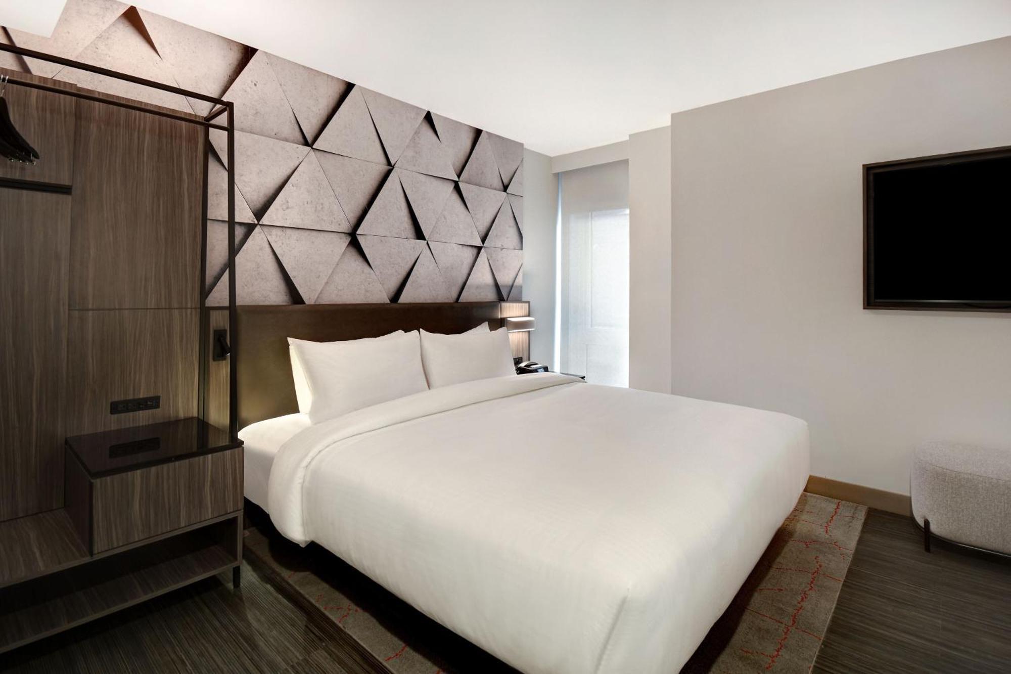 Springhill Suites By Marriott New York Midtown Manhattan/Park Ave Exterior photo